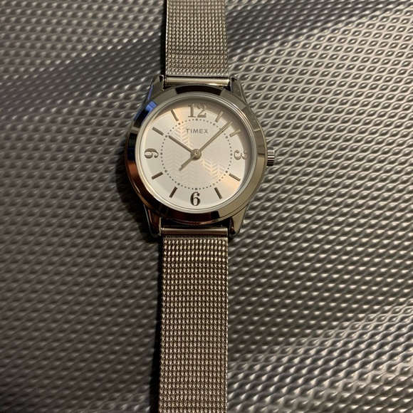 Timex Montre Habillée pour Femme, Face Ton Argen - Picture 4 of 12